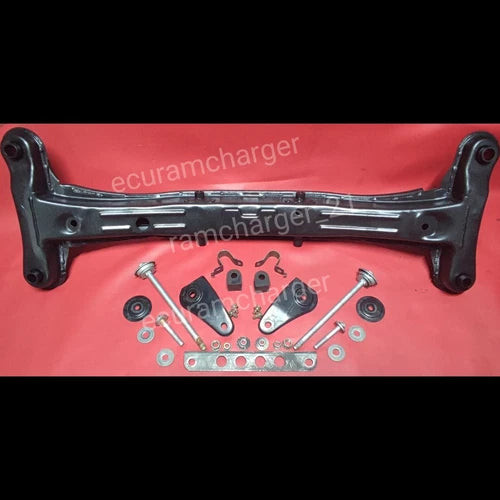 97 98 99 00 01 Toyota Camry Rear Sub k-Frame Crossmember 3.0L V6 W/BOLTS OEM used OEM rear subframe and crossmember