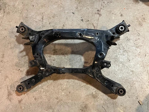 2019 NISSAN 370Z 63K RWD REAR SUBFRAME SUB FRAME CROSSMEMBER CROSS MEMBER OEM used OEM rear subframe and crossmember