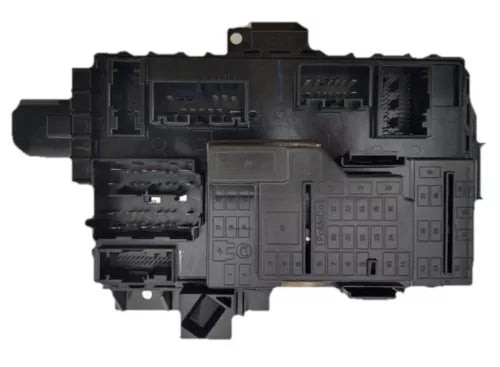 Ford Expedition Navigator Fuse Box Relay Junction Block BL1T-15604-AA 11-13 OEM used OEM fuse box or power module