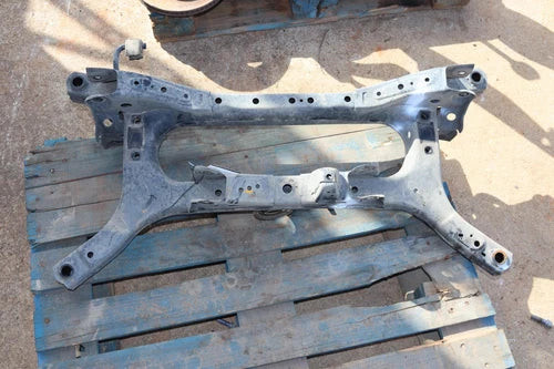 2020-2022 TOYOTA COROLLA 1.8L FWD REAR SUSPENSION CROSSMEMBER SUBFRAME OEM used OEM rear subframe and crossmember