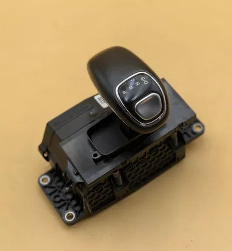 2011-2014 Dodge Charger Chrysler 300 Gear Shifter SELECTOR KNOB 56054670AB used OEM transmission shifter