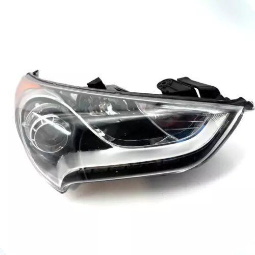 Hyundai Veloster Turbo Headlight Right RH Passenger Side Halogen 2012 2017 OEM used OEM headlight