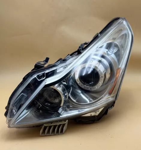 Infiniti G25 G37 Q40 LH Driver Side Headlight Xenon HID 2010-2015 OEM used OEM headlight
