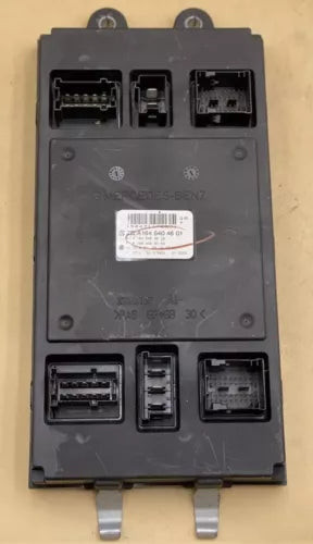 Mercedes X164 GL450 ML350 Front SAM Control Module Unit 2006-2013 OEM used OEM fuse box or power module