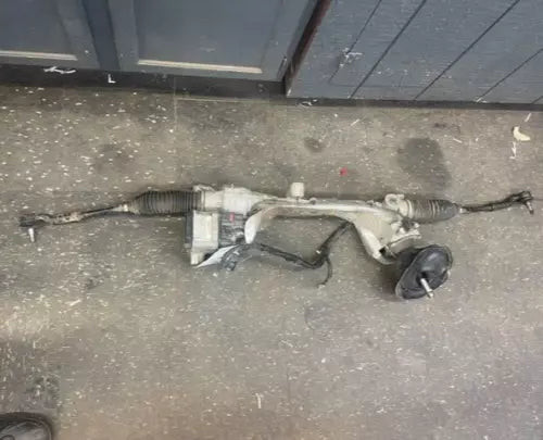 2015-2019 Ford Escape Steering Gear Power Rack And Pinion Electric Assist Used used OEM rack and pinion assembly
