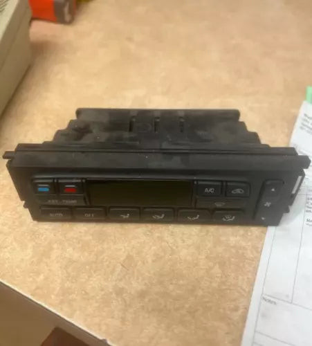 2005 2006 2007 Ford F250 F350 Super Duty AC A/C Heater Climate Control Automatic used OEM A/C climate control module