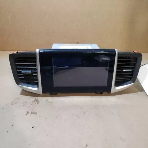 2016-2019 Honda Pilot Radio Receiver 8" Display Screen US market EX, EX-L OEM used OEM infotainment display