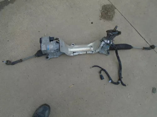 2012 Ford Focus 2.0L Steering Gear Rack And Pinion Gasoline 15 16 17 Wheels OEM used OEM rack and pinion assembly