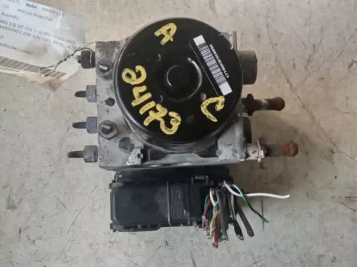 2010 Jeep Wrangler Anti-Lock Brake Pump Assembly OEM used OEM ABS pump and module
