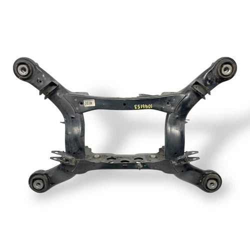 06-13 Mercedes W251 R350 R320 R500 Rear crossmember sub frame UCM OEM A251350032 used OEM rear subframe and crossmember