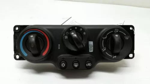 2005 Chevrolet Equinox A/C AC Heater Temperature Climate Control Oem used OEM A/C climate control module