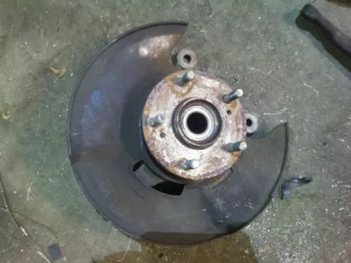 1999-2004 Honda Odyssey Front Right Passenger Spindle knuckle OEM used OEM steering knuckle