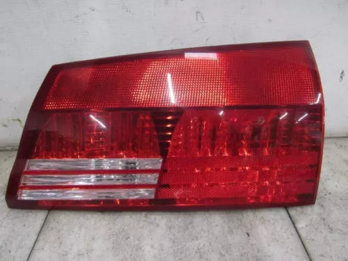 2004-2005 Toyota Sienna Right Passenger Side Tail Light Assembly liftgate OEM used OEM tail light