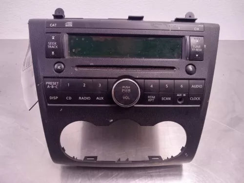 2010-2012 Nissan Altima AM FM CD Radio Receiver w/o navigation from 4/10 OEM used OEM radio receiver