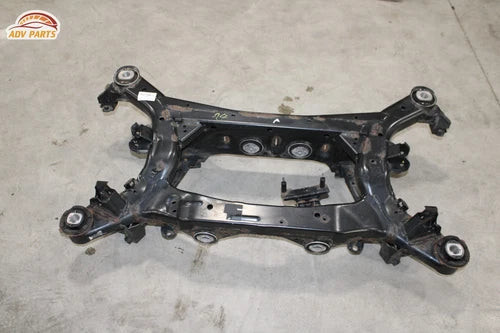 2017-2019 GENESIS G90 AWD REAR SUBFRAME SUB FRAME CROSSMEMBER CROSS MEMBER OEM used OEM rear subframe and crossmember