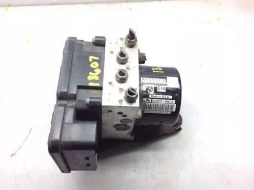 2013-2015 Volkswagen Passat ABS Anti-Lock Brake Pump Assembly OEM used OEM ABS pump and module
