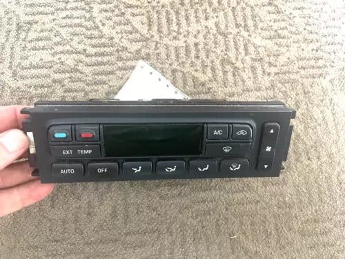 2002-2005 Ford Excursion A/C Heater Climate Temp Electric Control Oem used OEM A/C climate control module