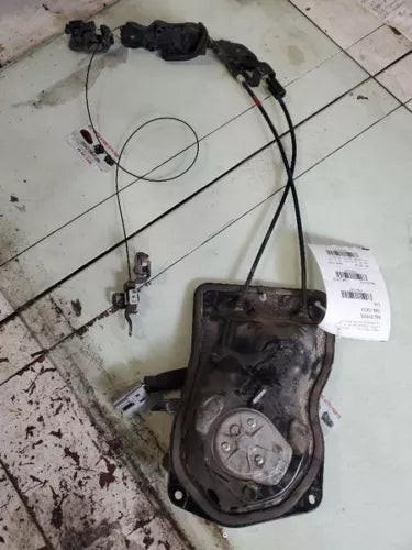 2004-2010 Toyota Sienna LH Driver Side Power Slide Door Motor Assembly OEM used OEM complete door assembly