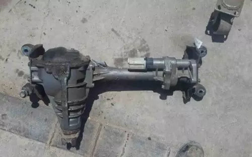 2004-2012 Chevrolet Colorado Front Differential Carrier Assembly 4.10 Ratio opt GT5 Used OEM front differential carrier used OEM front differential carrier