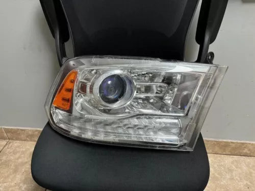 2013-2022 Dodge Ram 1500 2500 3500 RH Right Headlight Assembly Halogen OEM used OEM headlight