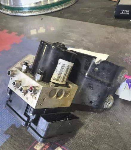 2014-2016 Dodge Truck Ram 1500 ABS Ant-lock Brake Pump Module Assembly Oem used OEM ABS pump and module