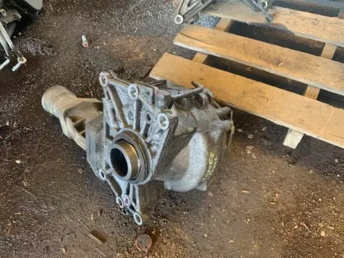 2004-2008 Mitsubishi Endeavor 3.8L Transfer Case Assembly USED used OEM transfer case