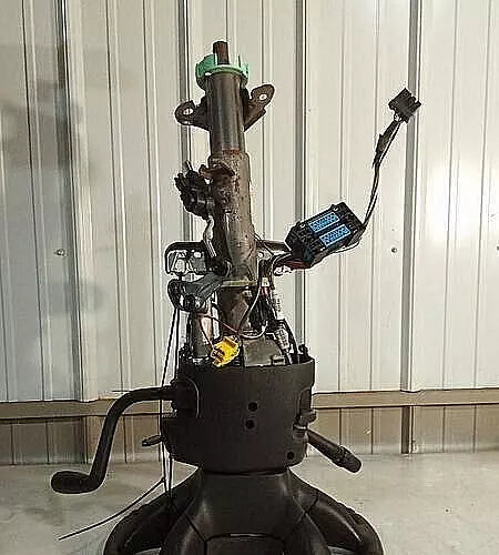 2003-2007 Chevy Silverado GMC Sierra 1500 Steering Column Assembly w/o radio OEM used OEM steering column