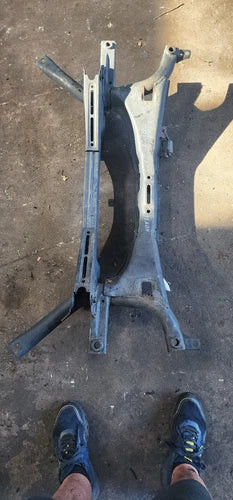2016-2021 HONDA CIVIC 2.0L SEDAN FWD REAR CROSSMEMBER SUBFRAME CRADLE OEM used OEM rear subframe and crossmember