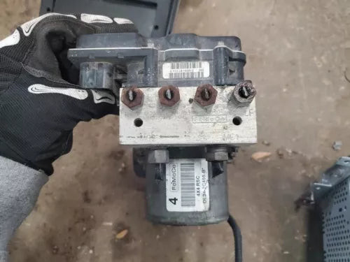 2013-2014 Ford F150 ABS Anti Lock Brake Pump Assembly 4x4 OEM used OEM ABS pump and module