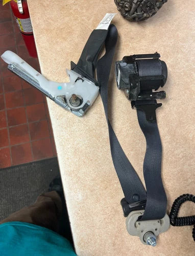 2013-2014 Nissan Sentra Front LH Driver Seat Belt Retractor Assembly Black OEM used OEM seat belt assembly