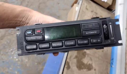2002-2003 FORD F150 A/C Heater Climate Temperature Control Oem used OEM A/C climate control module