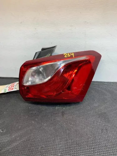 2018-2019 Chevy Equinox Right Passenger Outer Tail Light Assembly W/o LED OEM used OEM tail light