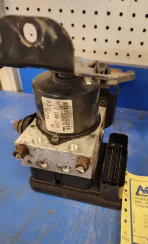 2006-2008 Suzuki Grand Vitara 4x4 AT ABS Anti-Lock Brake Pump Module Assy Used used OEM ABS pump and module