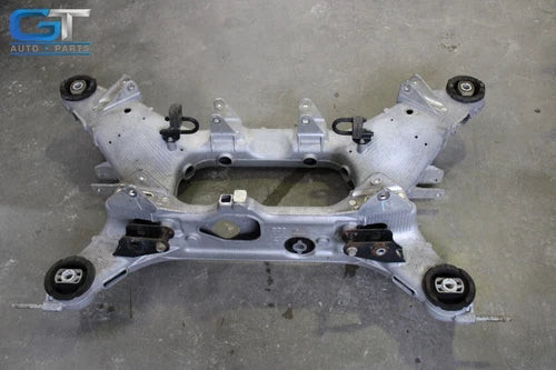 2017-20 CADILLAC CT6 AWD REAR SUBFRAME SUB FRAME CROSSMEMBER CROSS MEMBER OEM used OEM rear subframe and crossmember