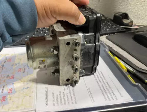 2016-2018 Honda HRV AT ABS Anti-Lock Brake Pump Module Assembly FWD US Market used OEM ABS pump and module