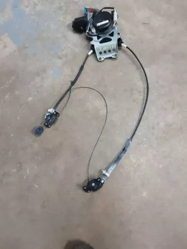 2005-2010 Honda Odyssey Left Driver Side Power Slide Door Motor Assembly OEM used OEM complete door assembly