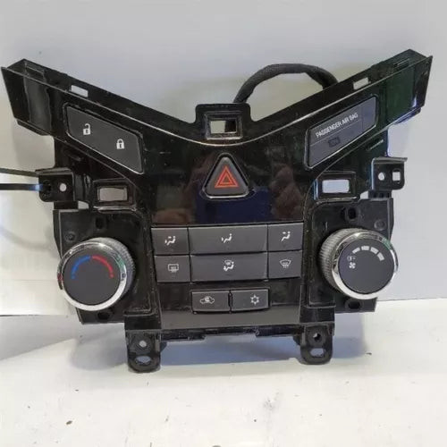 2011-2012 Chevrolet Cruze AC Climate Heater Temperature Control W/o Heated OEM used OEM A/C climate control module