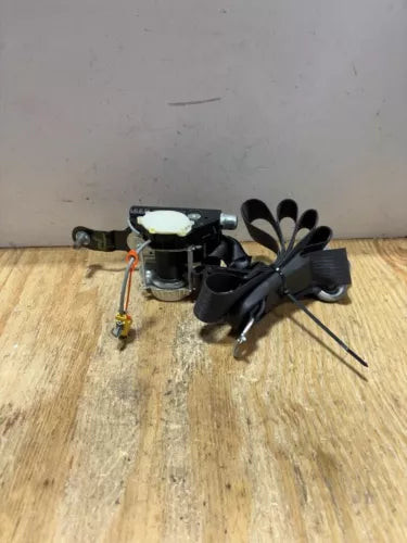2006-2008 Chevy Impala Front Right Passenger Seat Belt Retractor Assembly Black used OEM seat belt assembly