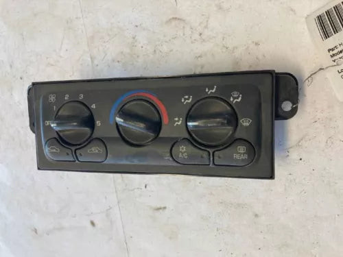 1997-2000 Chevy Malibu A/C Defrost Heater Temperature Climate Control Oem used OEM A/C climate control module