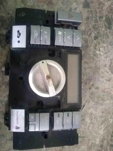2005-2007 Scion Tc AC Heater Climate Temperature Control OEM With Base Package used OEM A/C climate control module