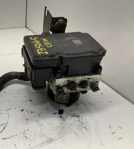 2010-2013 Ford Transit Connect ABS Anti-Lock Brake Pump & Module Assembly Used used OEM ABS pump and module