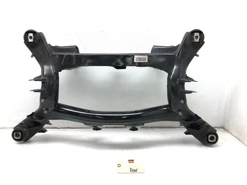 2015-2020 BMW 440I F36 RWD REAR SUSPENSION CROSSMEMBER SUBFRAME OEM used OEM rear subframe and crossmember