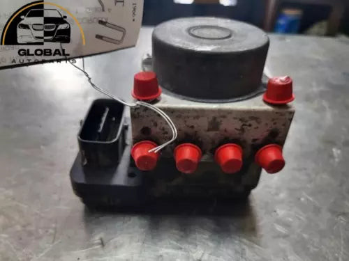 2009-2010 Toyota Corolla ABS Anti Lock Brake Actuator Pump Assembly OEM used OEM ABS pump and module
