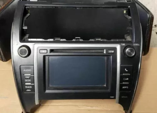 2012-2013 Toyota Camry AM FM CD Player Radio Receiver P10067 86140-06020 OEM used OEM radio receiver