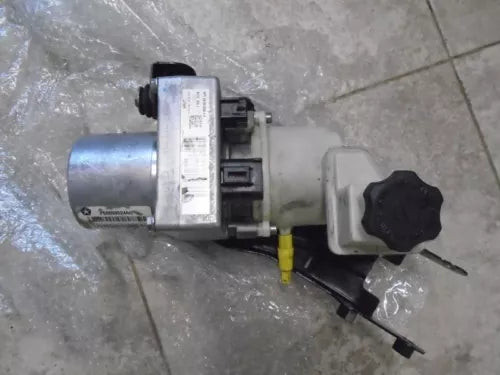 2011-2015 Dodge Charger,Chrysler 300 Power Steering Pump OEM used OEM power steering pump