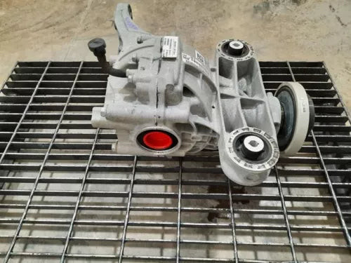 2015-2018 Dodge Challenger (Chrysler) Rear Differential Carrier 3.07 Ratio OEM Used used OEM rear differential carrier