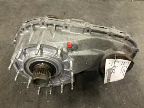 2005-2010 Jeep Grand Cherokee Transfer Case 3.7L Assembly NewVenture 140 OEM used OEM transfer case