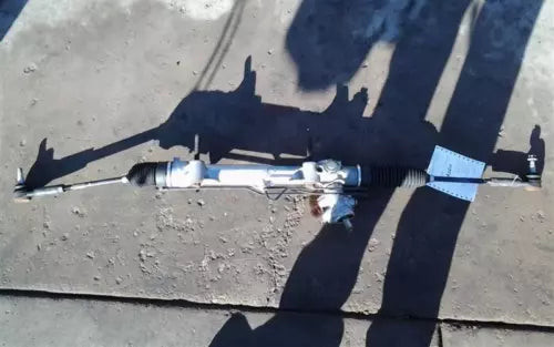 2013-2015 Lincoln MKS Power Steering Gear Rack And Pinion OEM used OEM rack and pinion assembly