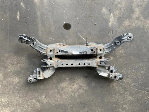 2014 CHEVROLET MALIBU 2.0L REAR SUSPENSION CROSSMEMBER SUBFRAME OEM+ used OEM rear subframe and crossmember