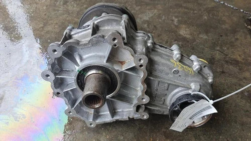 2014-2018 Jeep Grand Cherokee, Chrysler 200 Transfer Case Single Speed OEM used OEM transfer case